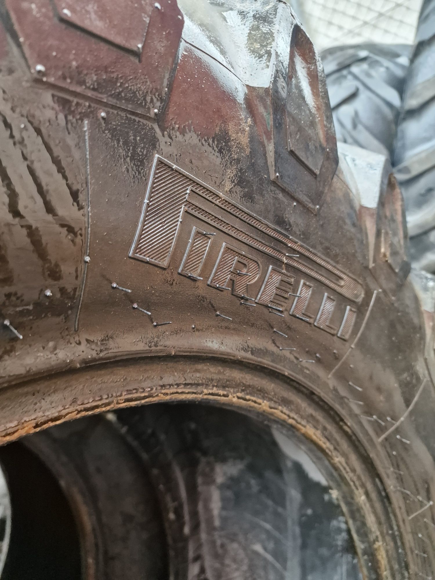 480/65R24 cauciucuri agricole Pirelli