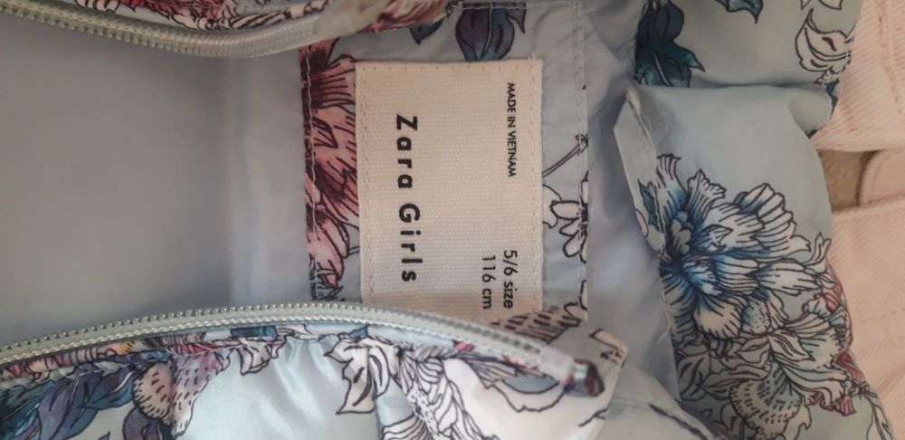 Geaca roz deschis si vesta Zara pt fetita 6 ani