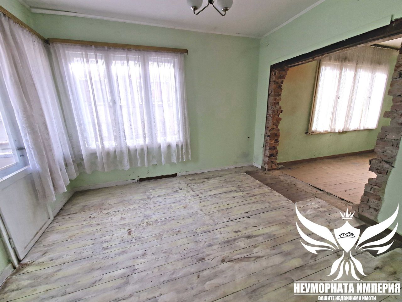 Продава се Тристаен апартамент в Асеновград - 128 кв.м за 779 €/кв.м - Снимка #3