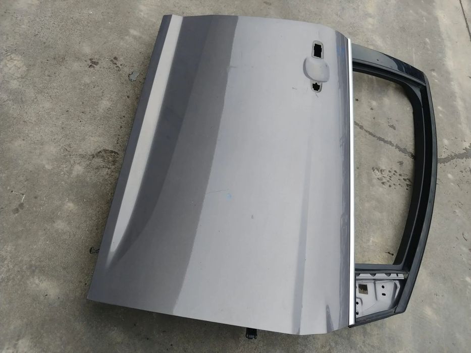 usa portiera dreapta fata  ford focus 3 scurt