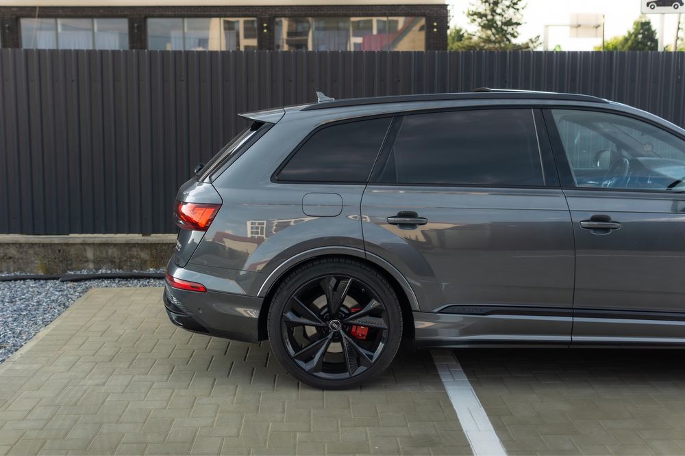 Audi Q7 50 TDI S line mild hibrid