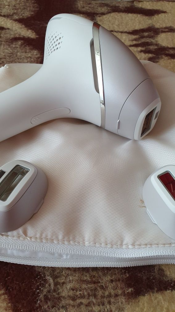 Фотоепилатор PHILIPS Lumea Prestige BRI953/00