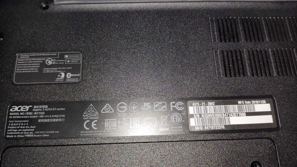 Leptop Acer,Dell și Toshiba