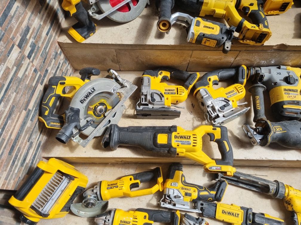 Инструменти Dewalt