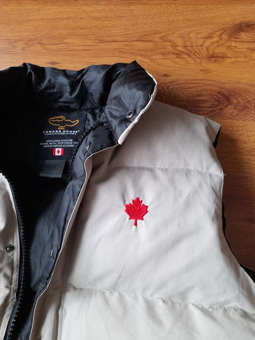 CANADA GOOSE мъжки елек L размер.