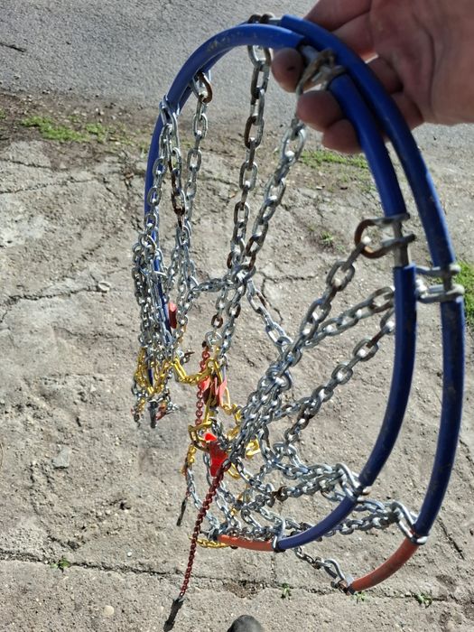 2 броя зимни вериги за автомобил