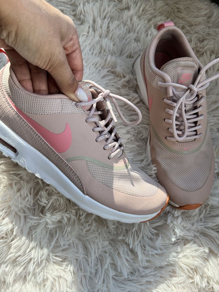 Nike дамски маратонки
