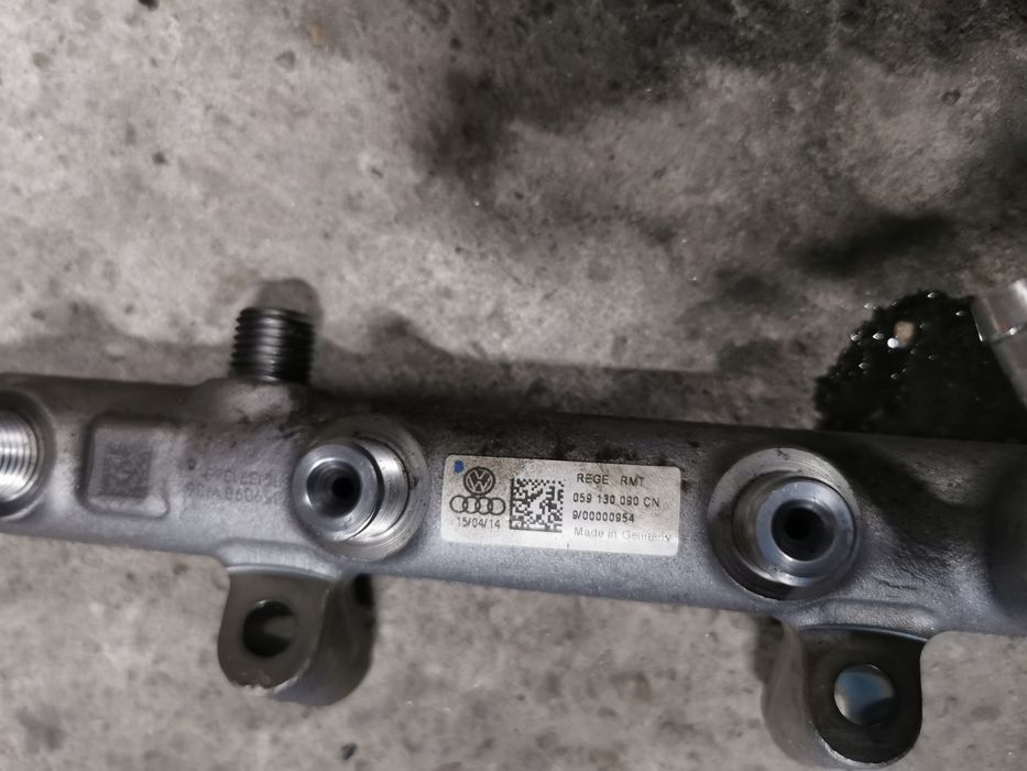 Injector injectoare pompa rampa 3.0 biturbo v6 CGQ 313 CP AUDI Q5 A6