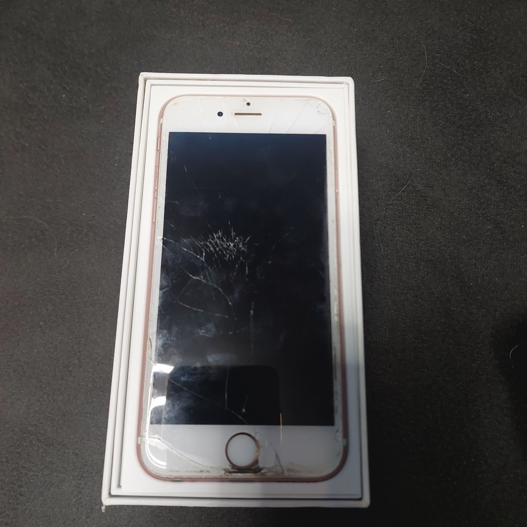IPhone 6 S със счупен дисплей
