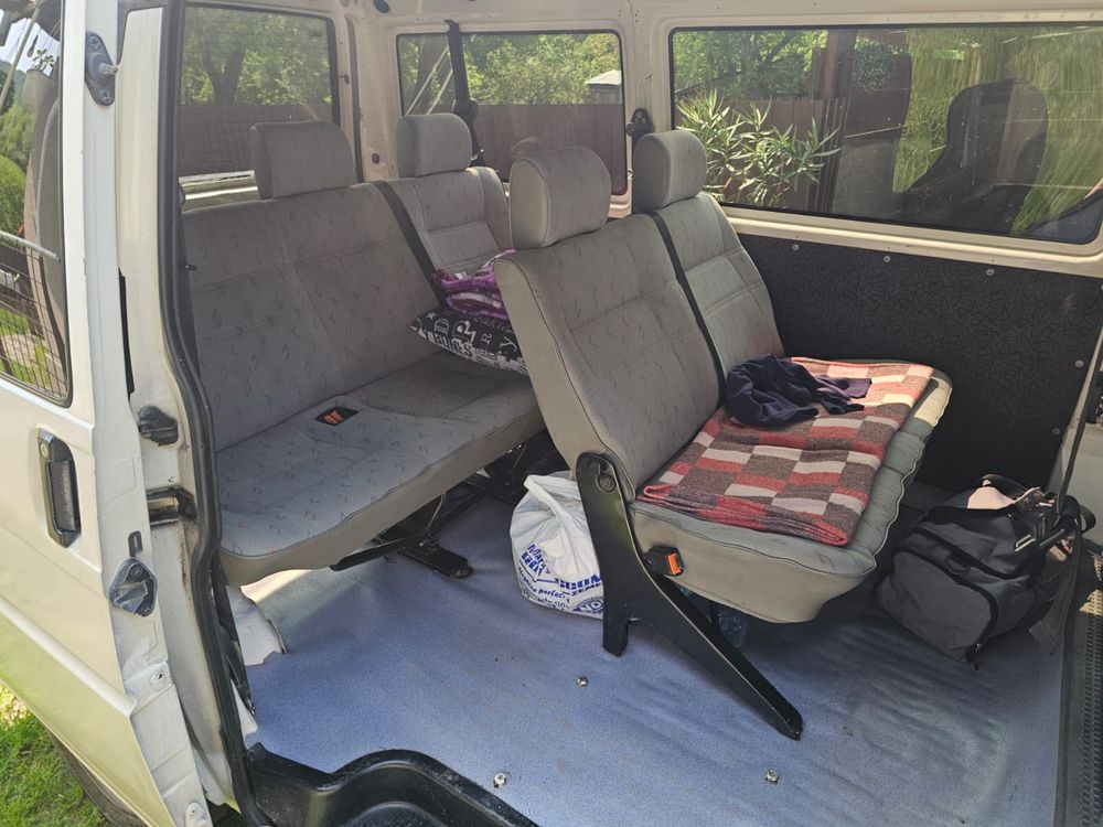 Vw transporter 8+1, motor 1.9 TDI, unic proprietar in Romania