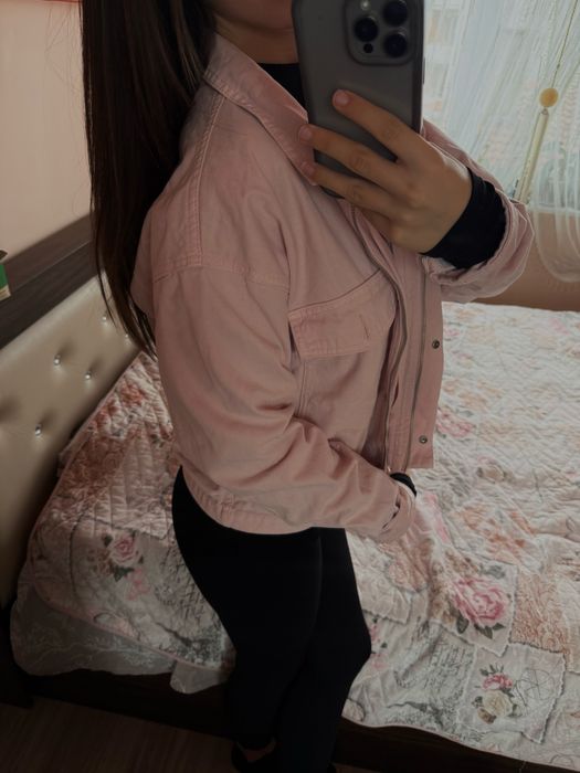 Bershka късо пухено яке