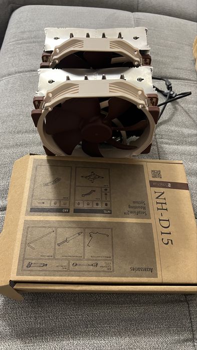 Cooler Noctua NH-D15 cu toate accesoriile si prinderile