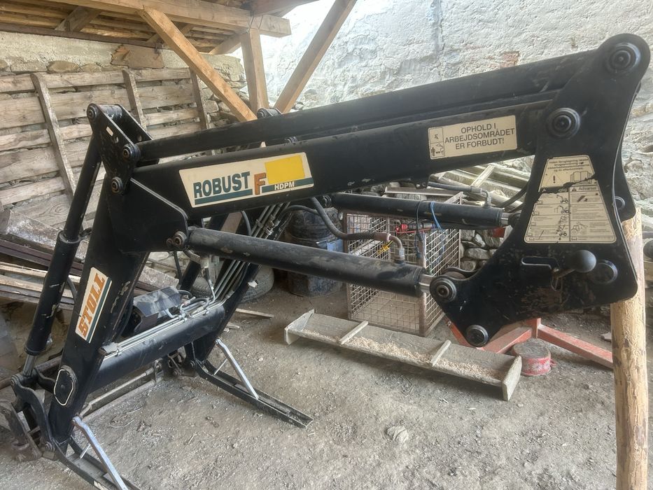 Incarcator frontal Stoll Robust F 30