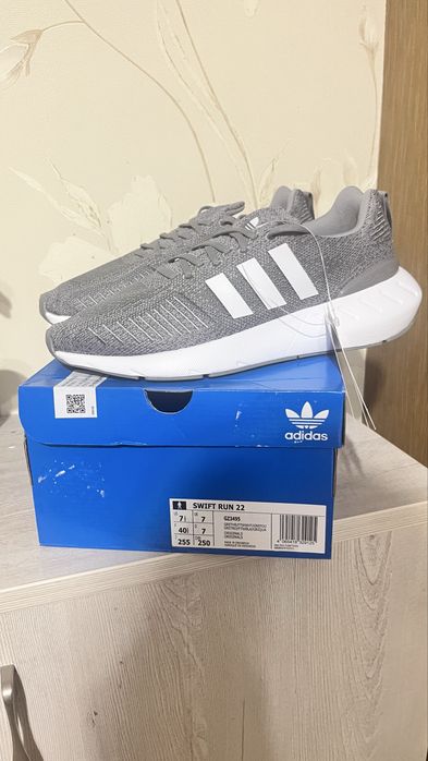 Swift run 22 adidas originals