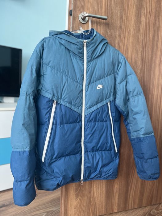 Nike storm fit яке