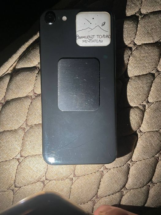 Продам iphone Se 2020г 126gb