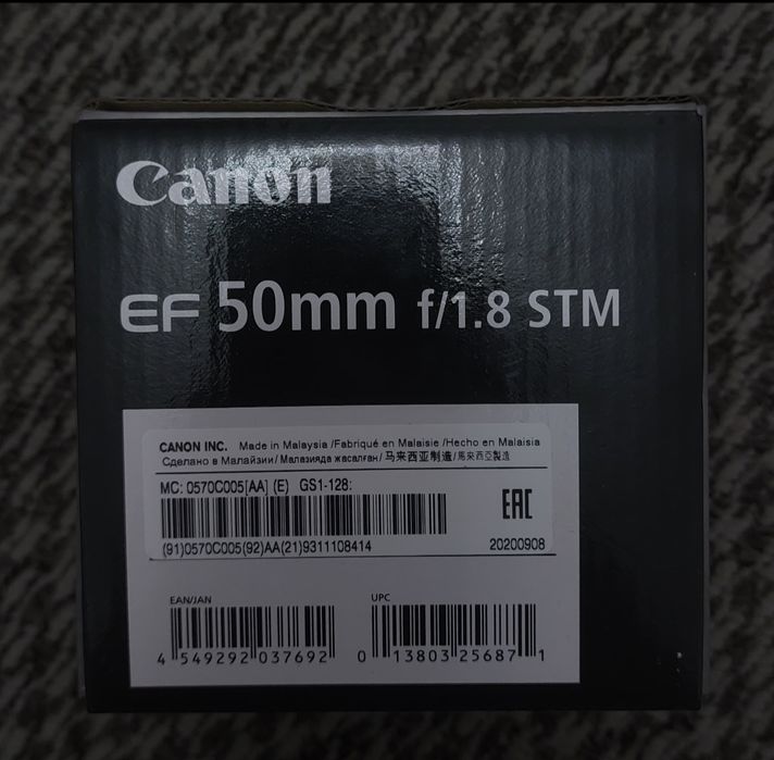 Canon eos 2000d