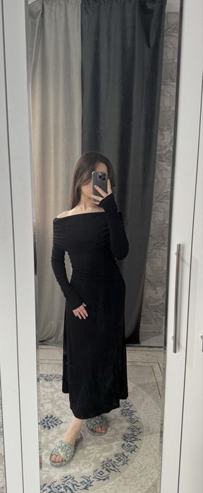 продам очень женственное платье