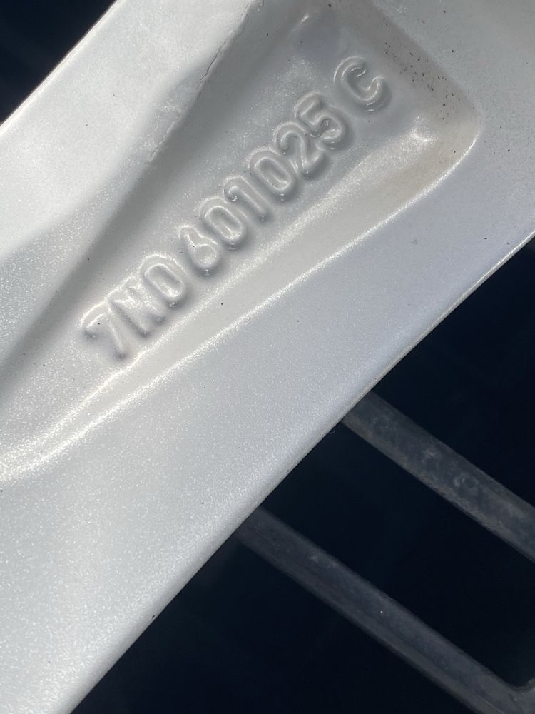 17 цола 5 х 112 мм Фолксваген VW Шаран Тигуан Пасат , Голф , Туаран