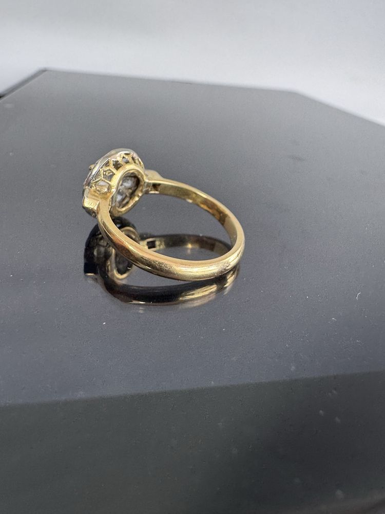 Inel din aur 18 k si diamante