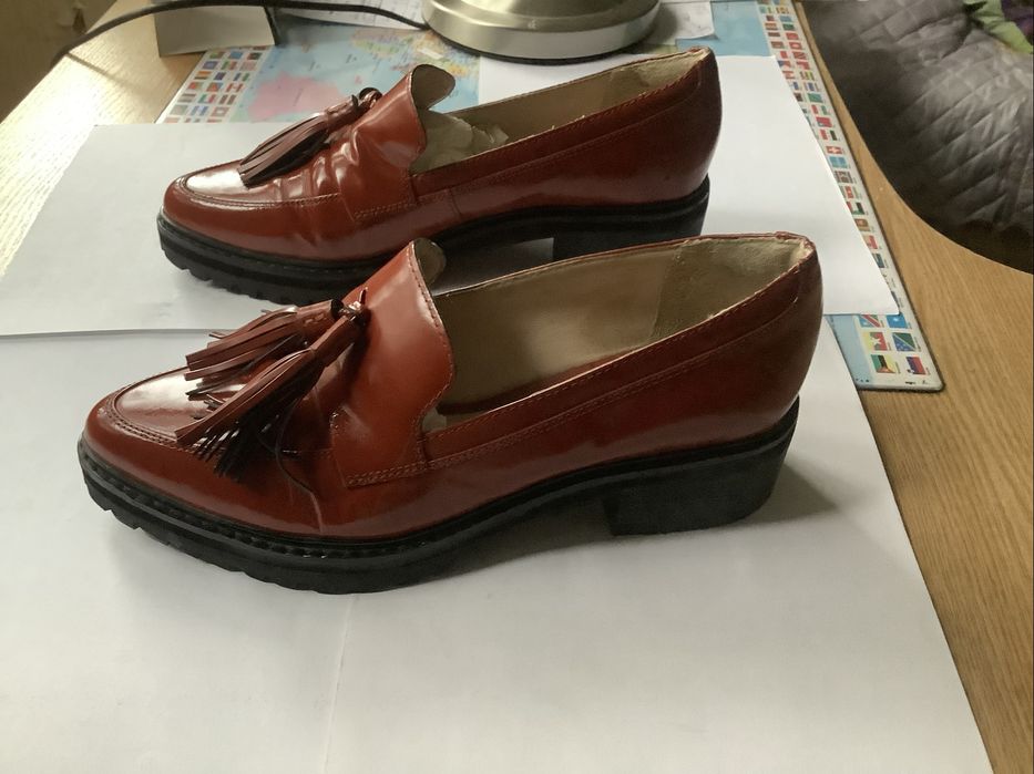 Обувки Кларк,размер 39 ,естествена кожа,винени
