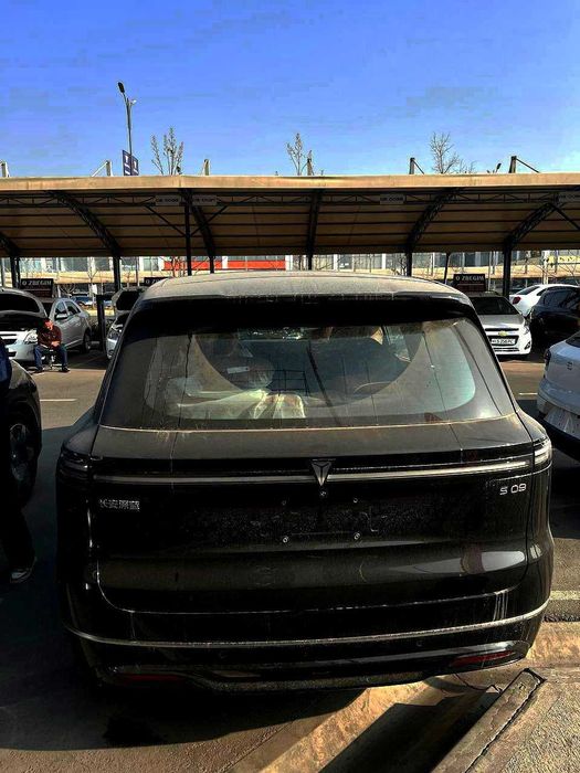 Deepal S09 —  4x4 Ultra