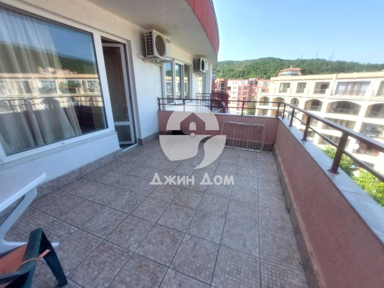 Продава се Тристаен апартамент в к.к. Елените - 107 кв.м за 701 €/кв.м - Снимка #8