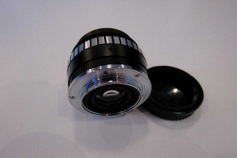 Обектив TTArtisan APS-C 23mm F1.4 Fujifilm X-mount