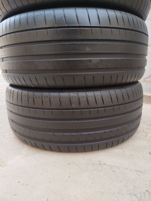 245 45 R19 Shina Michelin