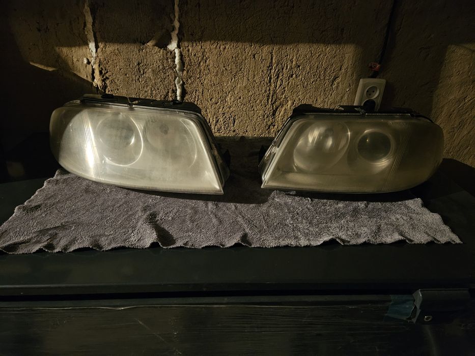 Оригинальные фары Passat B5 Plus