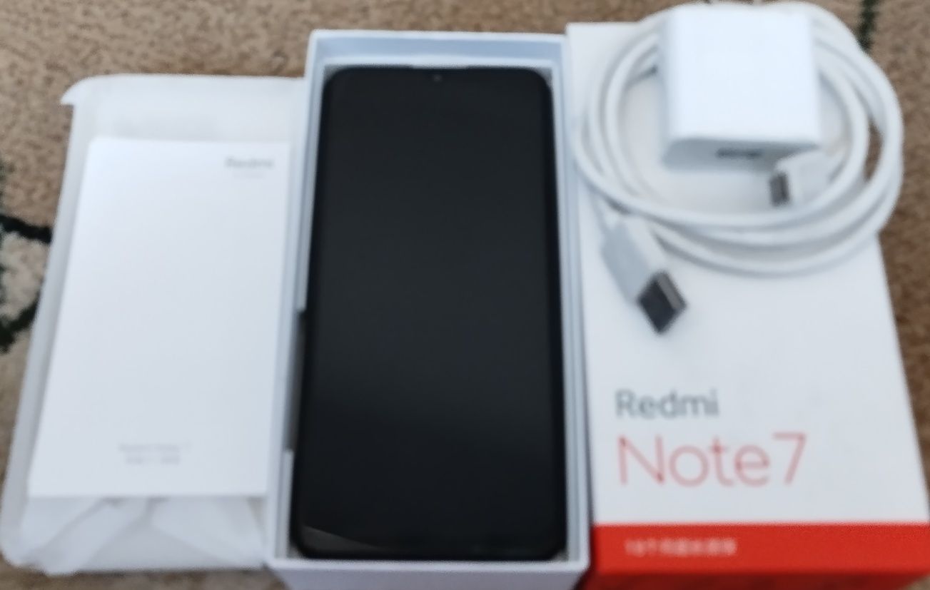 Redmi Note 7 память128 оперативка4гб