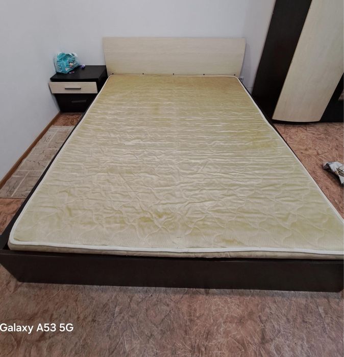 Продам 2-х спальную кровать