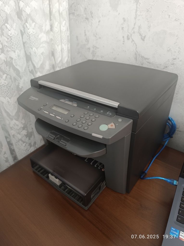 Лазерное МФУ Canon MF4018