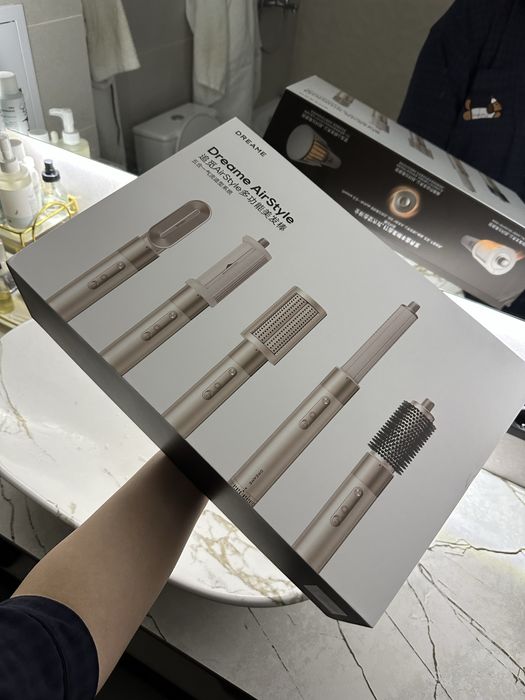 Продам фен стайлер Dreamme