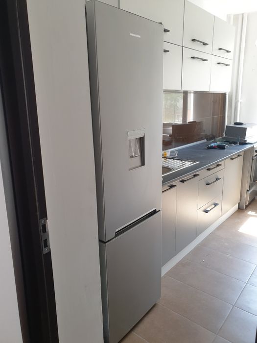 Vand apartament 3 camere