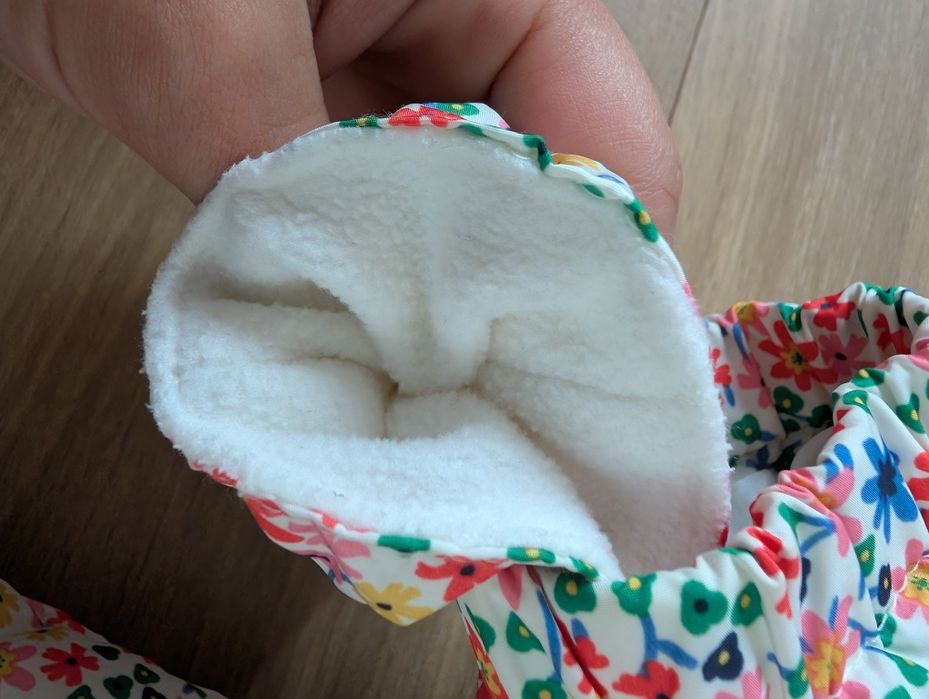 Overall/ combinezon baby GAP 0-6 luni puf și pene