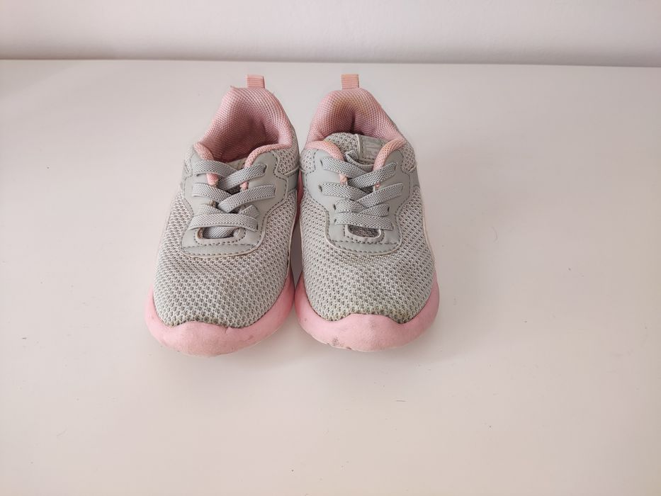 -->Лот от детски маратонки Waikiki, н.23 за малка госпожица