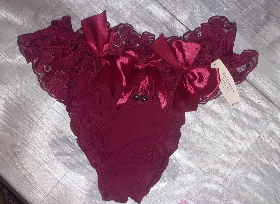 Kosmetichka  Amerika firmenniy   NYX + bonus