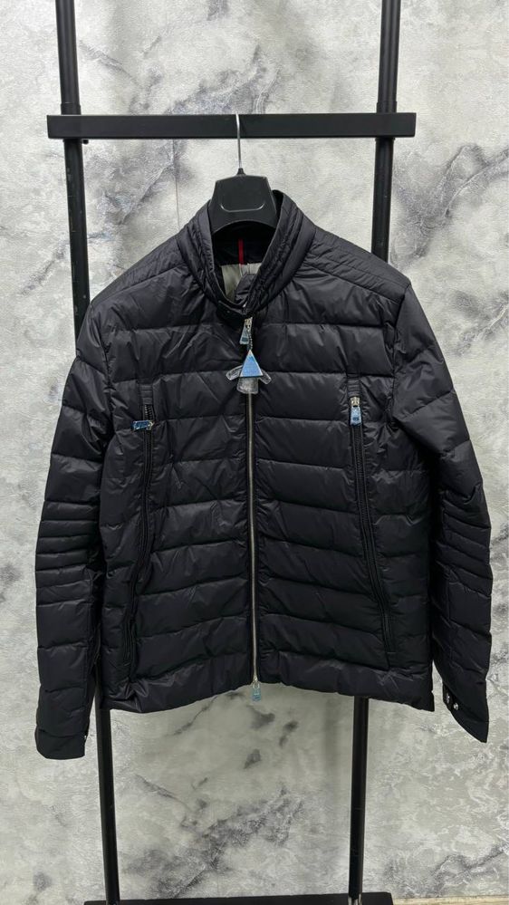 Geaca Moncler barbati