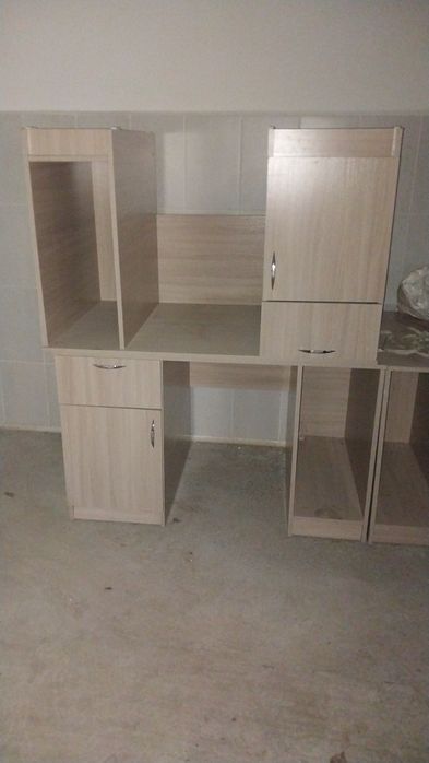 Столы компьютерные