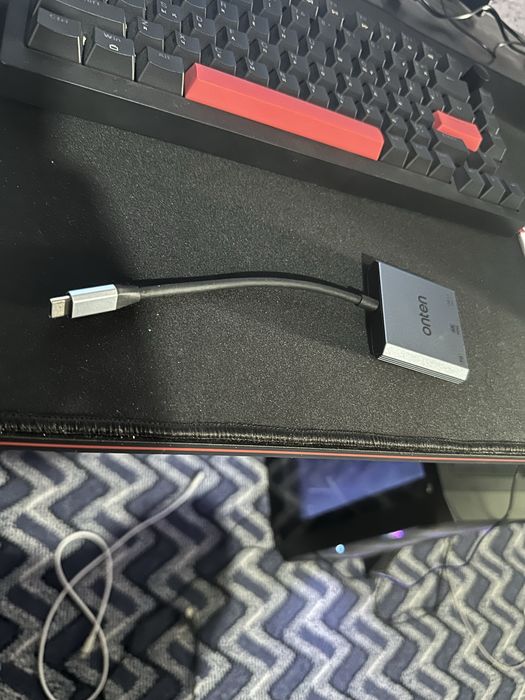 Typ-c HDMI perixadnik