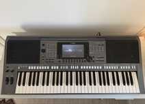 Orga Yamaha PSR S770