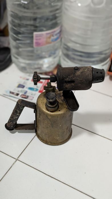 Бензинова горелка