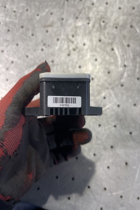 Modul acceleratie laterala A 006 542 42 18 A 006 542 42 18 A 006 542