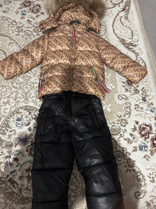 Продам детские комбенизоны