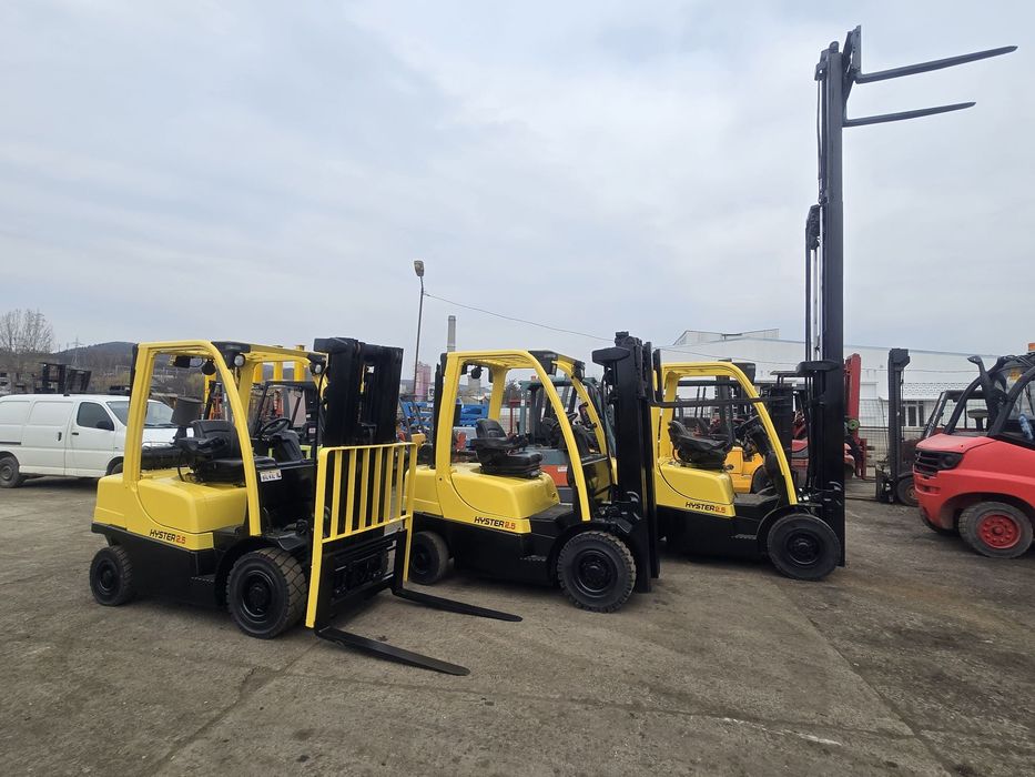 Hyster 2.5 FT Stivuitor Hyster 2.5 FT TRIPLEX 2015! Rate de la 241,06 Euro + TVA