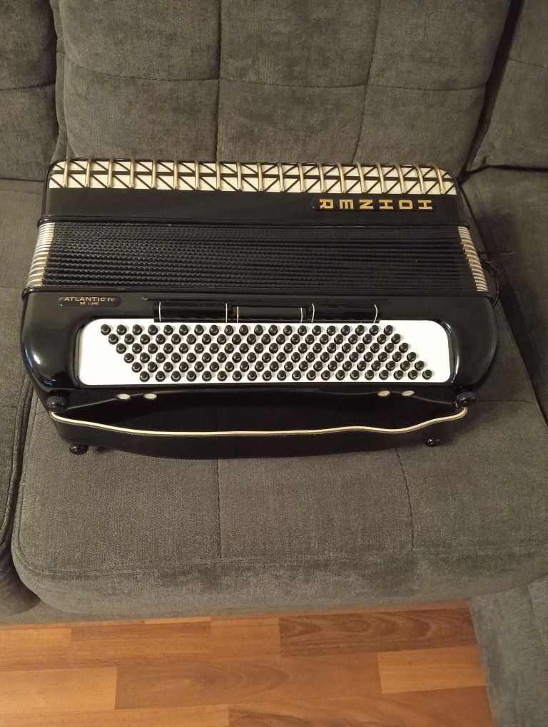 Vând hohner Atlantic de lux 4