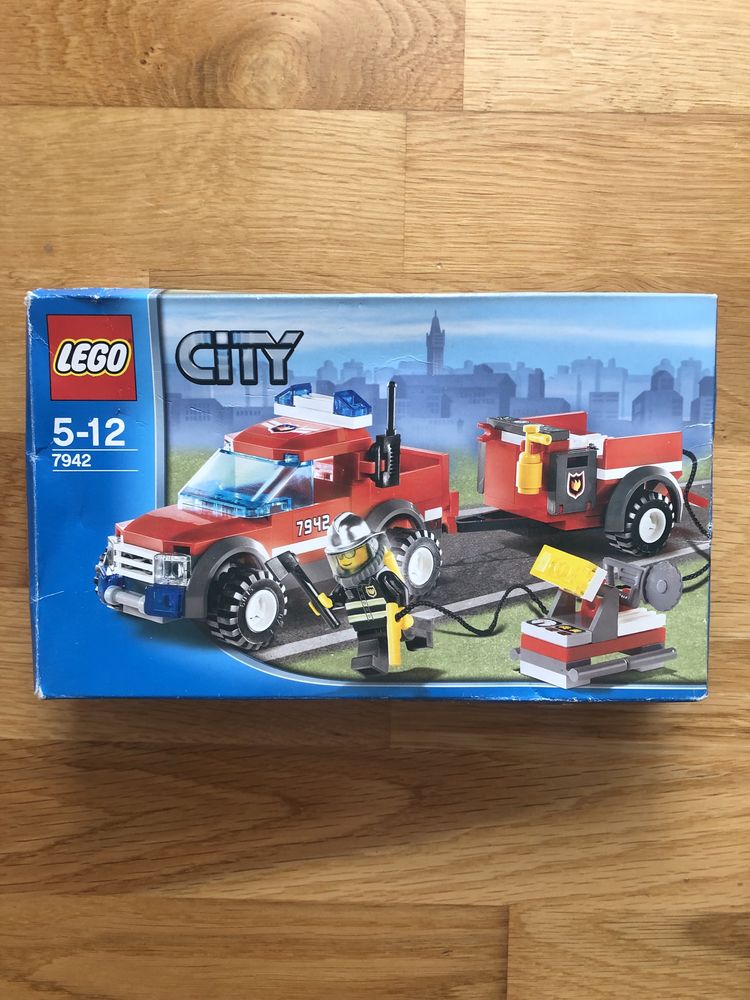 Lego City 7942 Masina de pompieri cu remorca