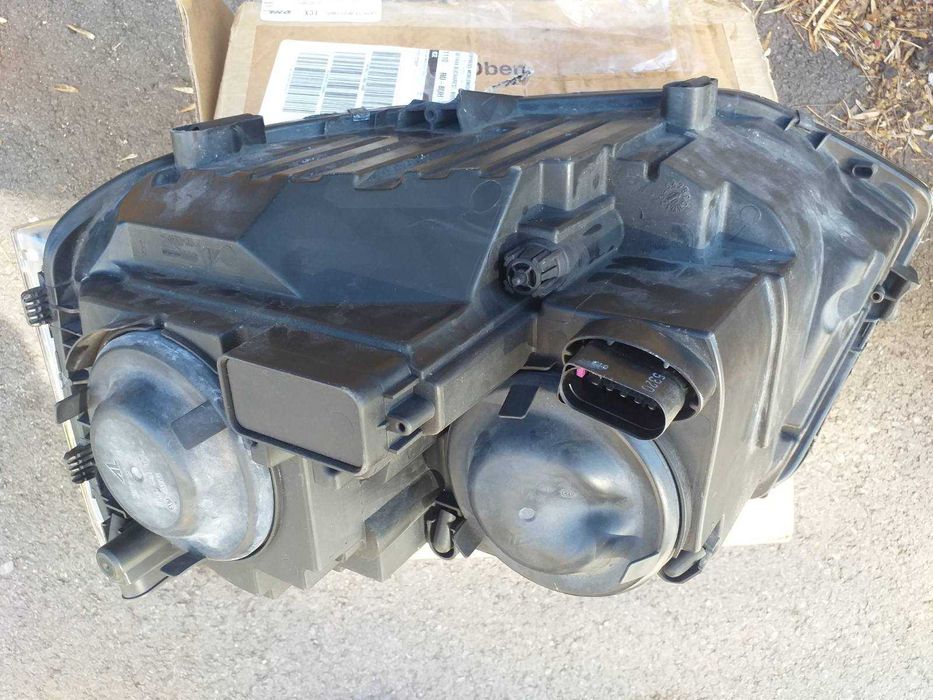 Предни фарове к-т за Фолксваген Т5.1 фейслифт, VW Т5 lift Оригинални