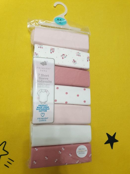 Set 7 body cu maneca scurta 6 - 9 luni